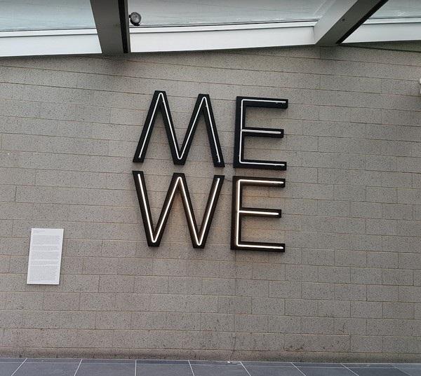 A place.The Studio Museum in Harlem.